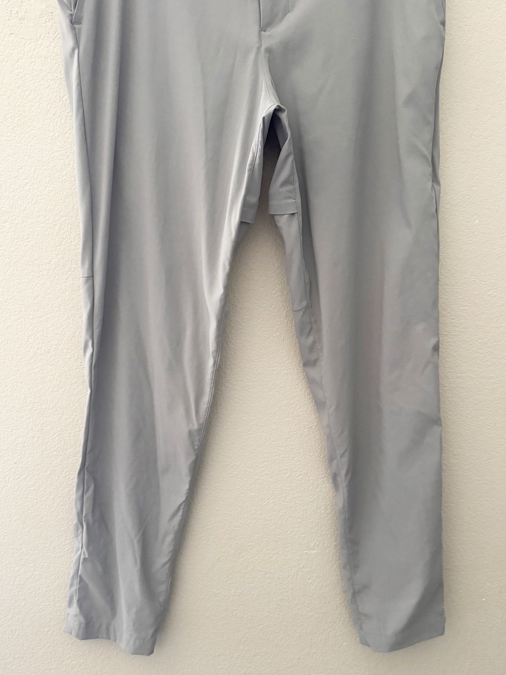 Lululemon 2023 Commission Slim Fit Pants 32 Gray Athleisure Casual Golf Travel - Picture 8 of 12